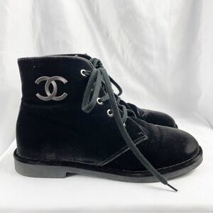 Chanel Velvet Lace Up Logo CC Round Toe Boots Black EU 37 Designer Winter